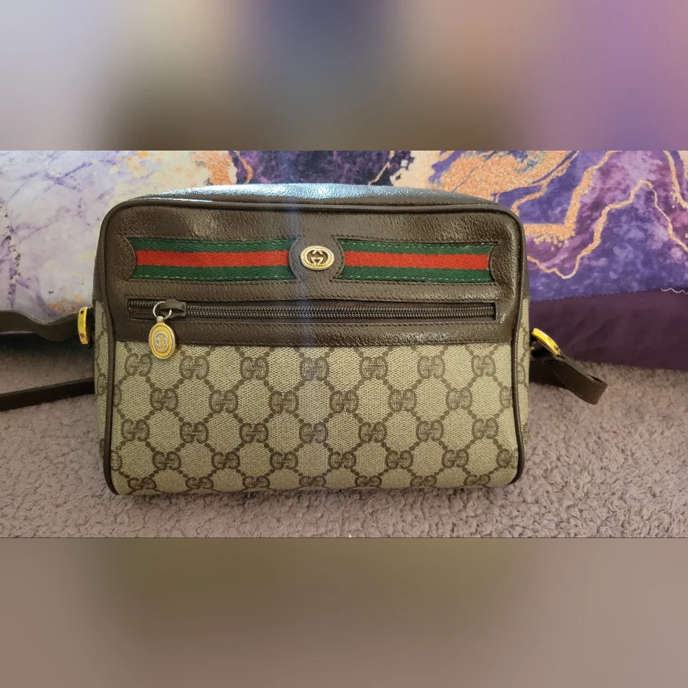 Authentic Gucci Sherry Line Bag With GG Pattern - Picture 14 of 16